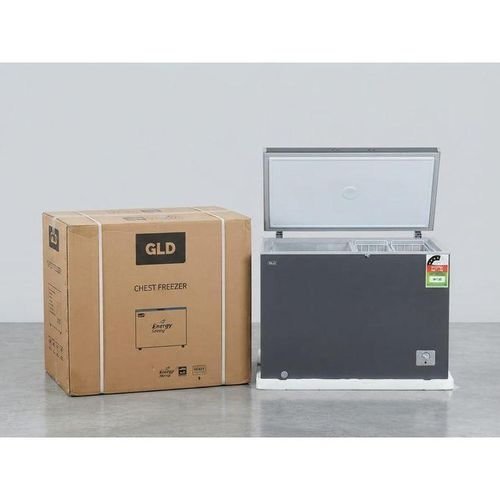 1 (11) Gld 250 litres deep freezer